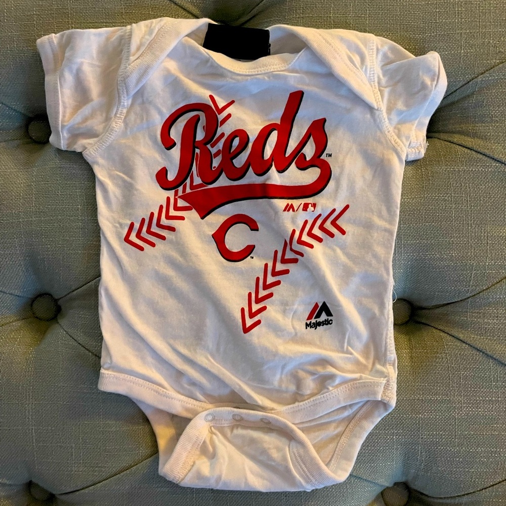 3-6M Short Sleeve Cincinnati Reds Baseball Onesie